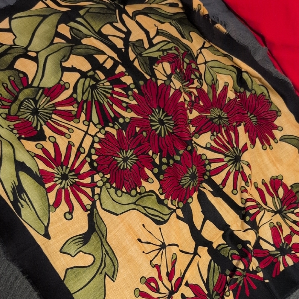 Fresca Australia Made In Japan Floral Silk Scarf